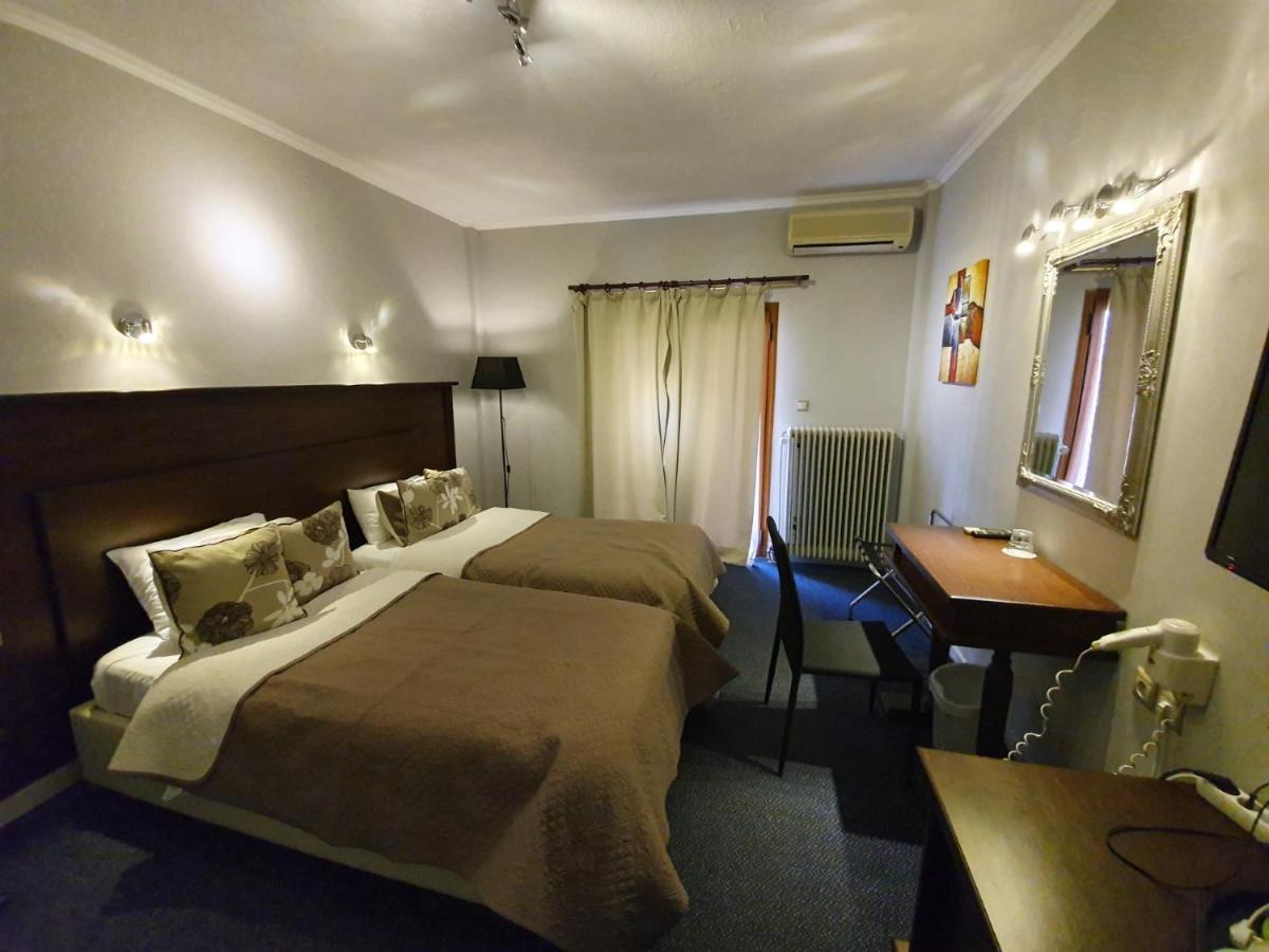 Liknon Hotel กาลัมปากา ภายนอก รูปภาพ
