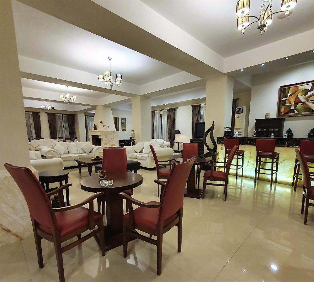Liknon Hotel กาลัมปากา ภายนอก รูปภาพ