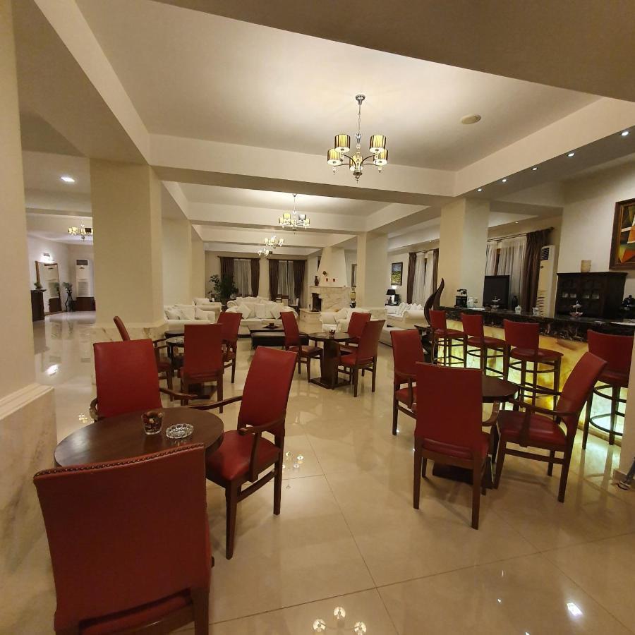 Liknon Hotel กาลัมปากา ภายนอก รูปภาพ
